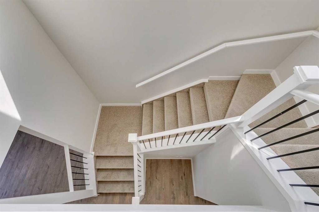 92 Amblefield Grove NW, Calgary — photo 5 of 41