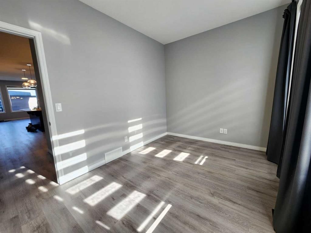 292 Lucas Boulevard NW, Calgary — photo 5 of 43