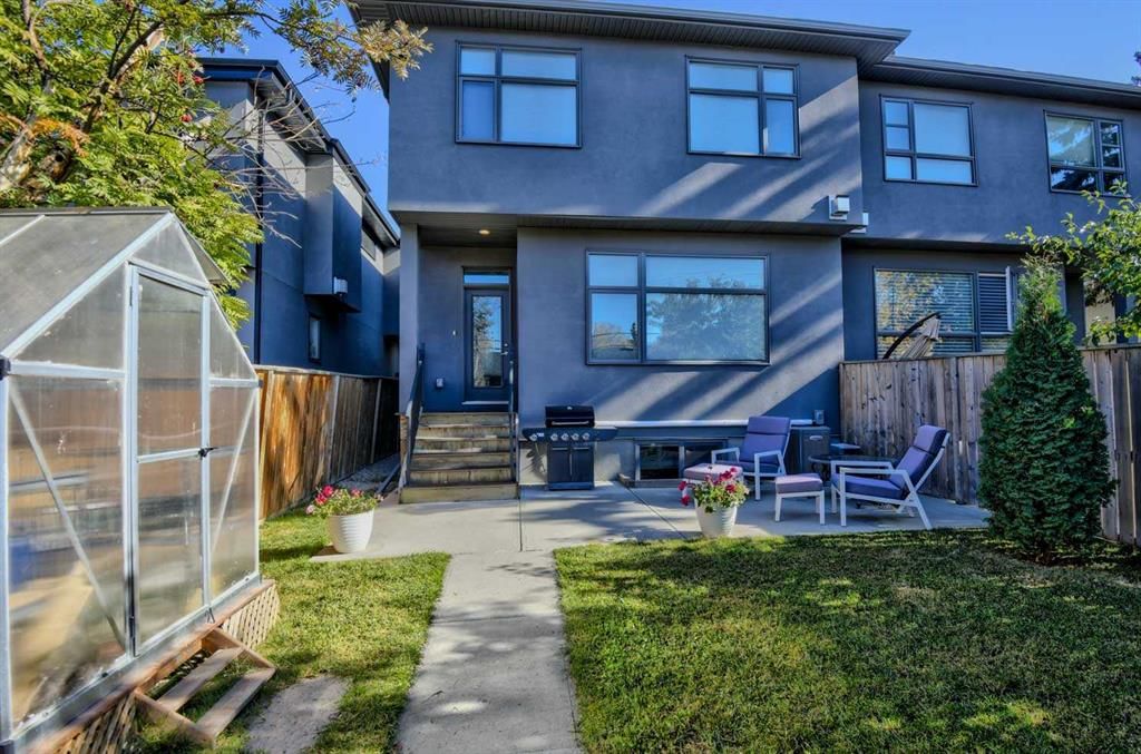 3705 41 Street SW, Calgary — photo 4 of 37