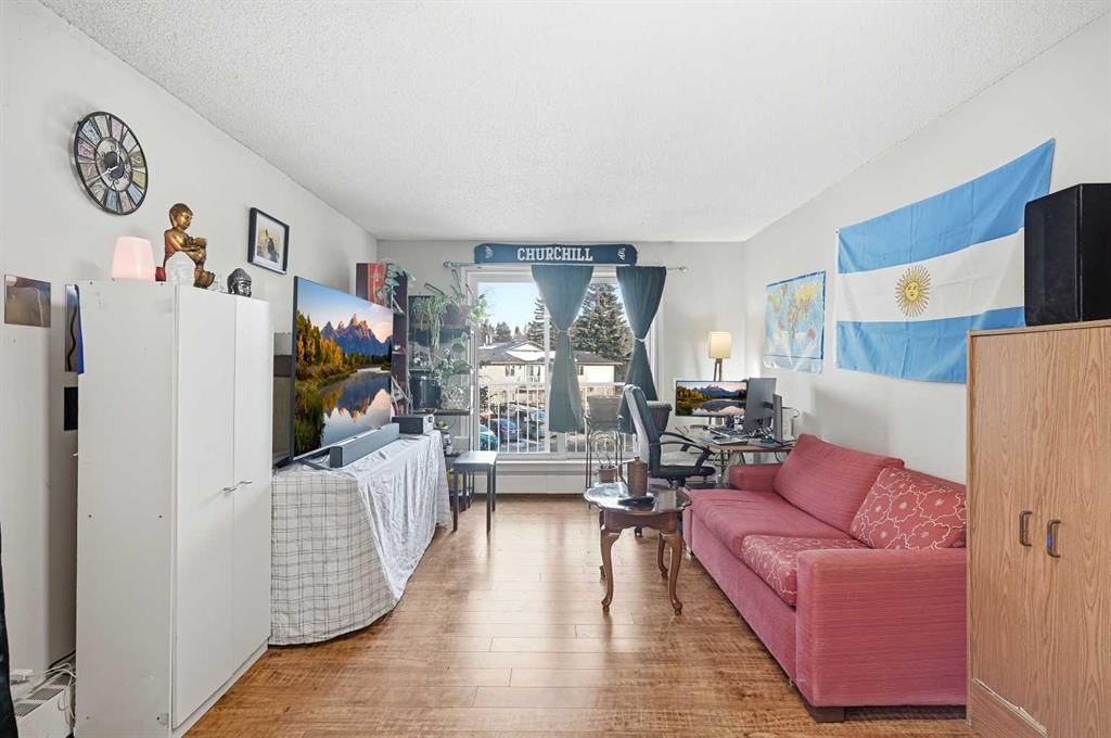 301C, 5601 Dalton Drive NW, Calgary — photo 5 of 24