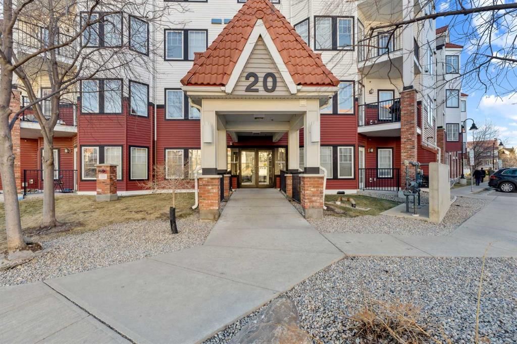 321, 20 Royal Oak Plaza NW, Calgary — photo 3 of 30