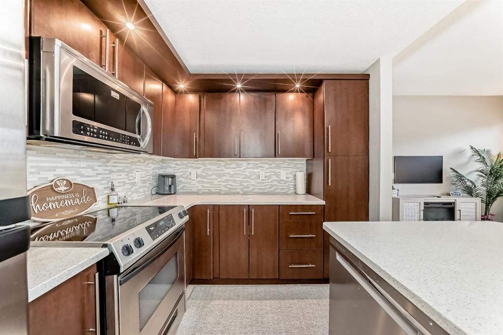 120 West Springs Road SW, Calgary — photo 3 of 28
