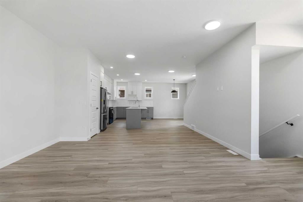 603, 90 Corner Meadows Manor NE, Calgary — photo 3 of 31