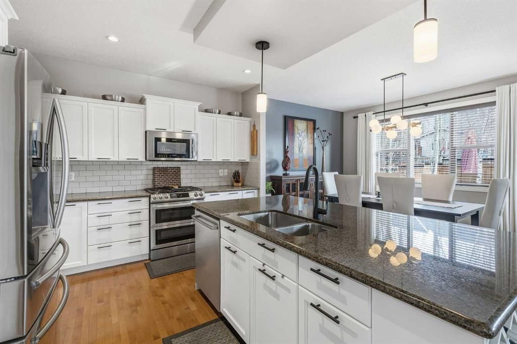 101 Evanscreek Court NW, Calgary — photo 4 of 39