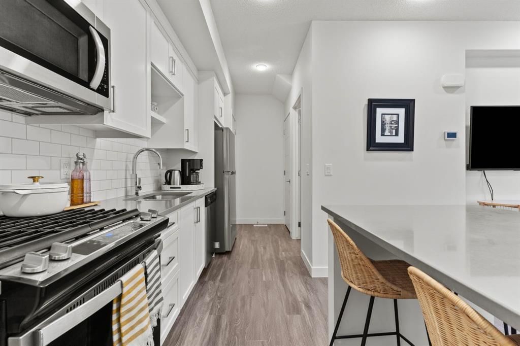1402, 100 Walgrove Court SE, Calgary — photo 5 of 42