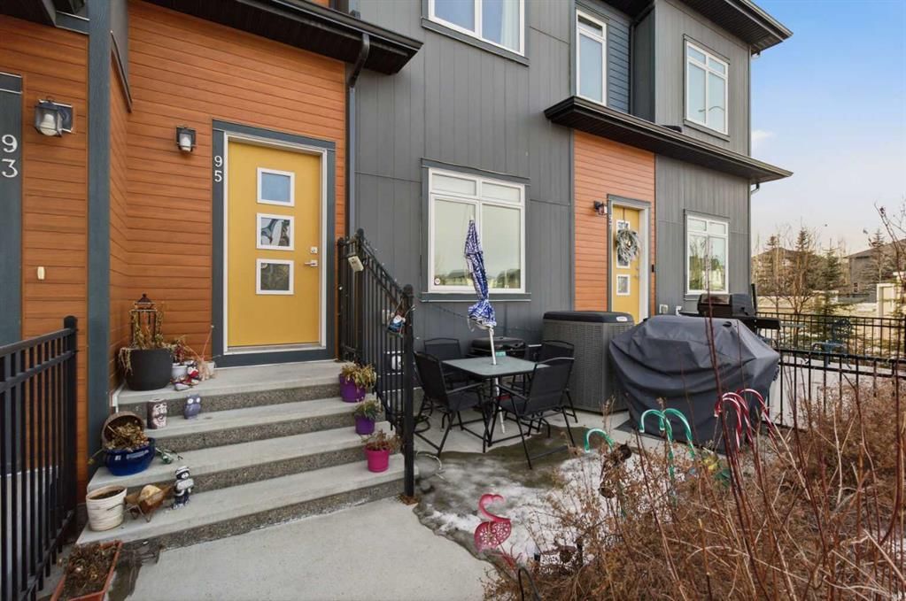 95 Sage Bluff Gate NW, Calgary — photo 2 of 46