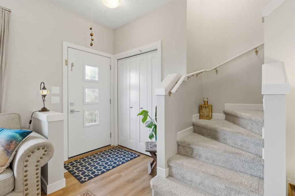 95 Sage Bluff Gate NW, Calgary — photo 4 of 46