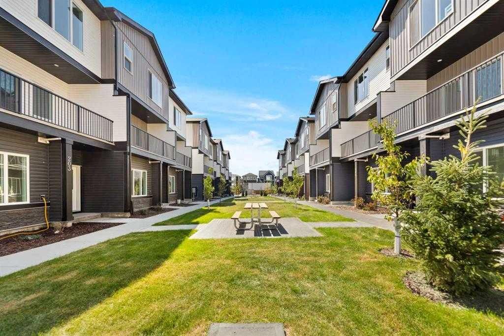 602, 90 Corner Meadows Manor NE, Calgary — photo 3 of 33