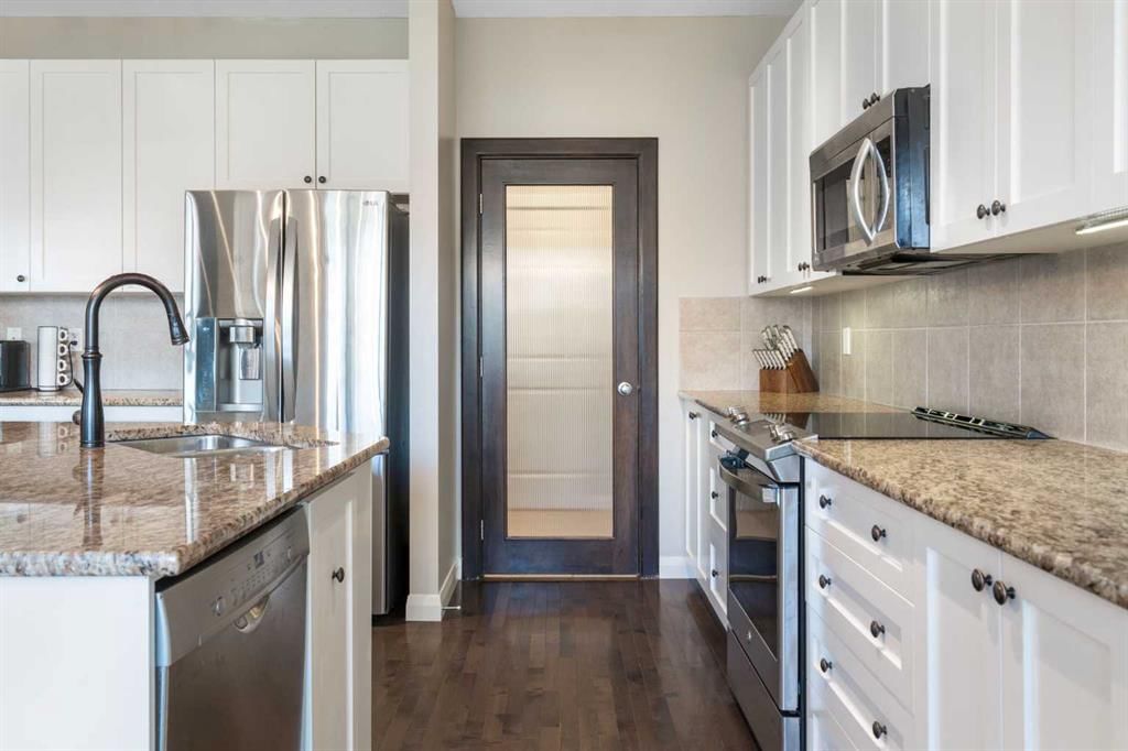 47 Copperstone Mews SE, Calgary — photo 4 of 50