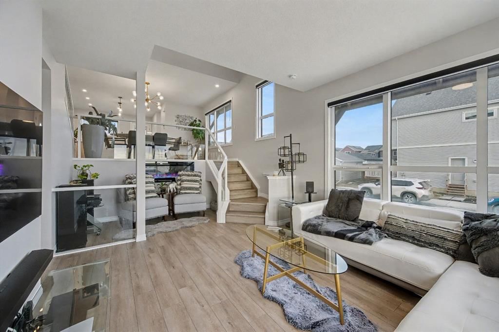 1882 Rangeview Drive SE, Calgary — photo 3 of 33