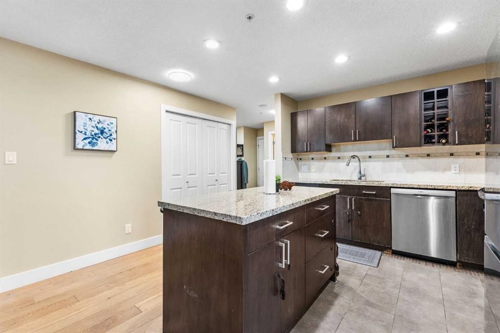 1507, 77 Spruce Place SW, Calgary — photo 5 of 35