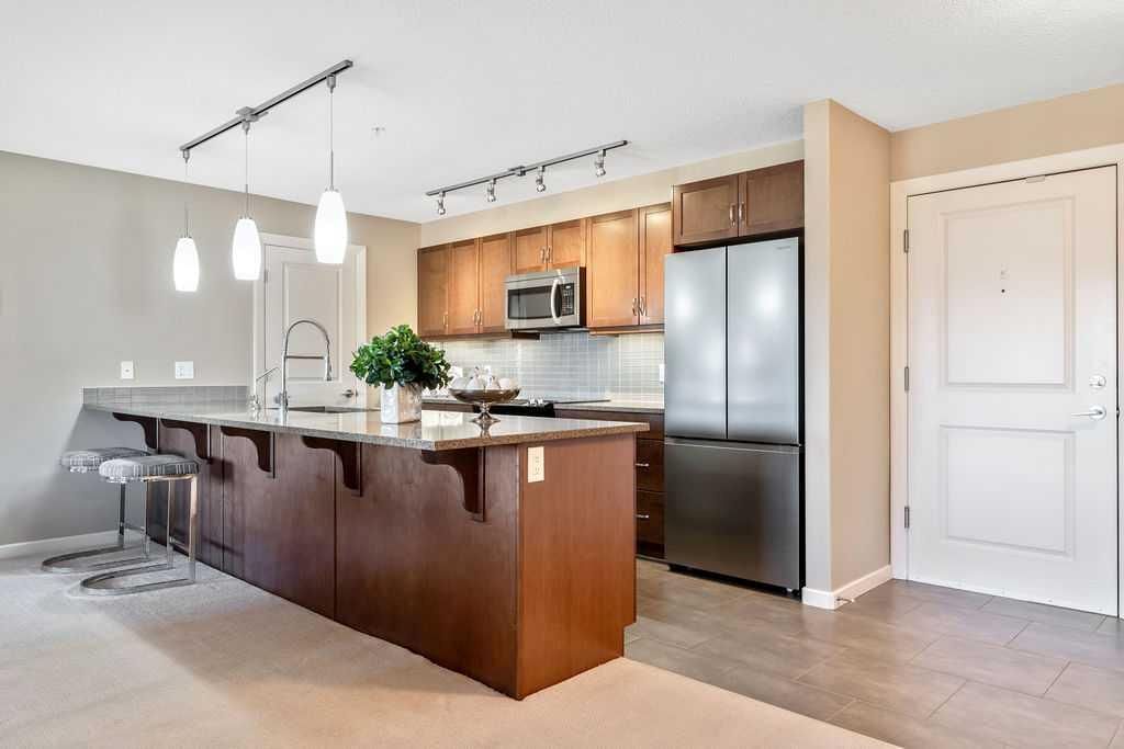 308, 103 Valley Ridge Manor NW, Calgary — photo 5 of 36