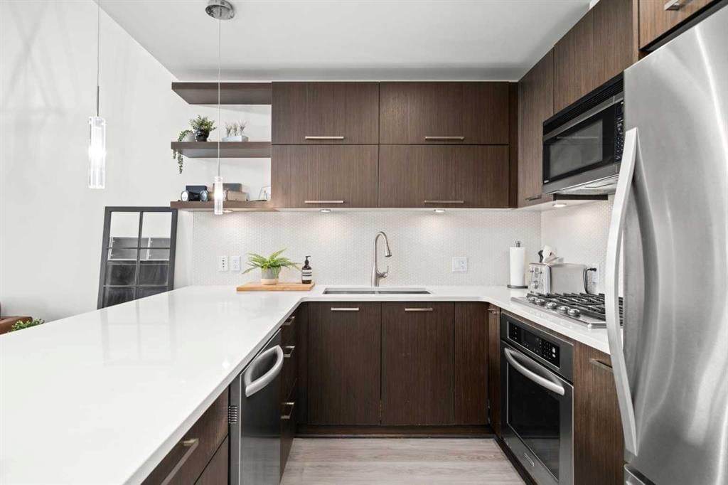 405, 707 4 Street NE, Calgary — photo 3 of 35