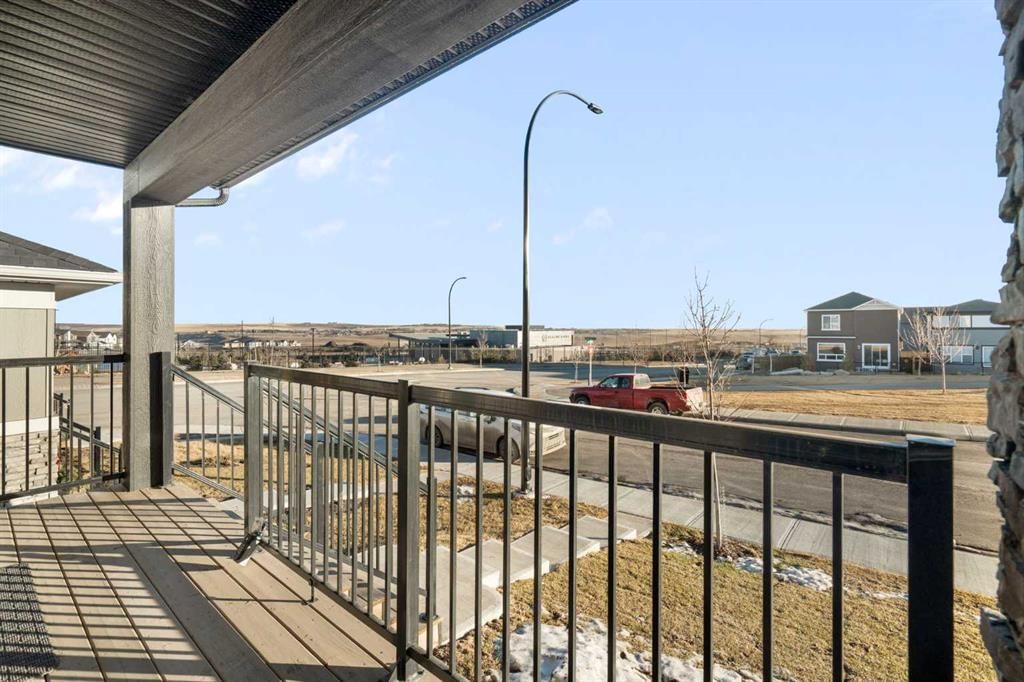 99 Edith Passage NW, Calgary — photo 4 of 50