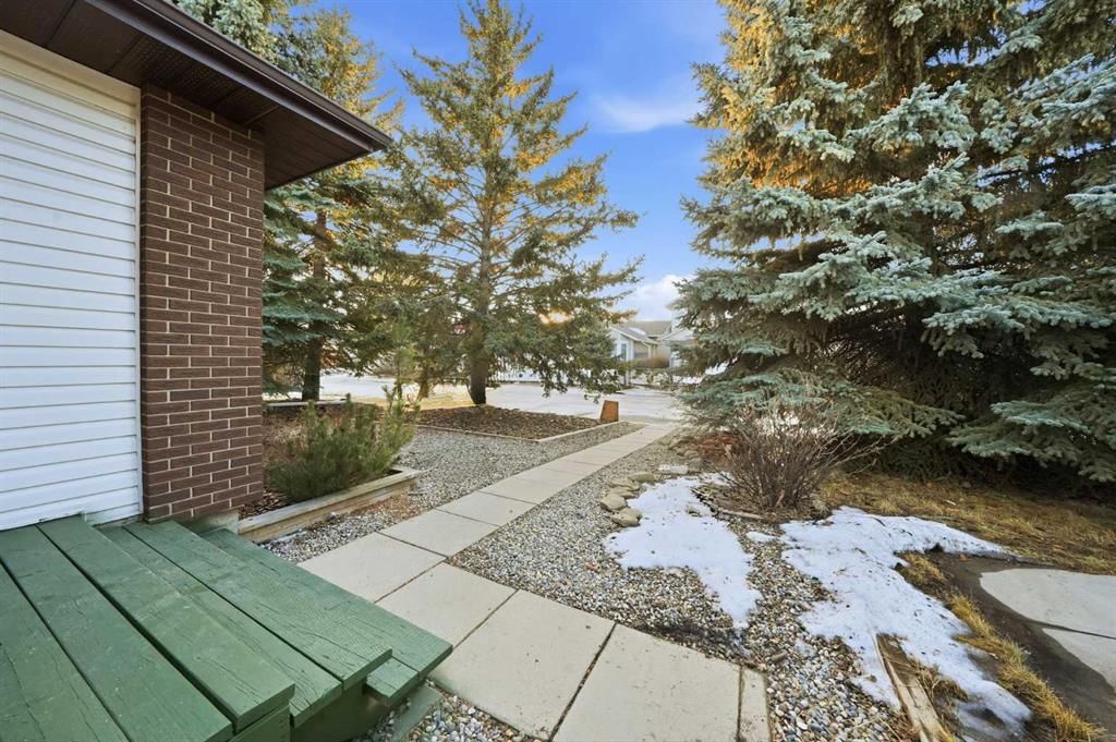 16280 5 Street SW, Calgary — photo 4 of 30