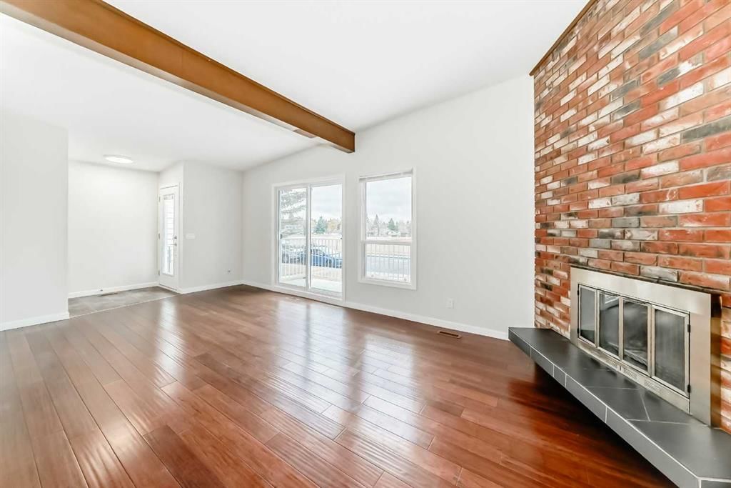 6527 58 Street NW, Calgary — photo 3 of 31