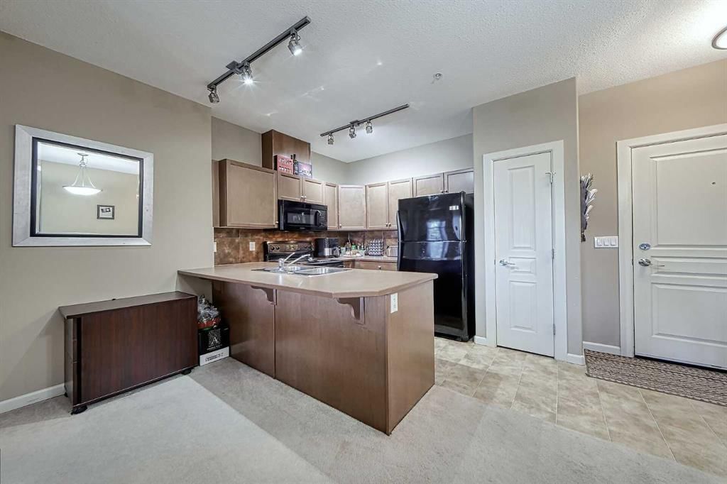 242, 52 Cranfield Link SE, Calgary — photo 2 of 34