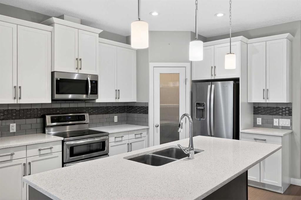 130 Evanscrest Terrace NW, Calgary — photo 2 of 28