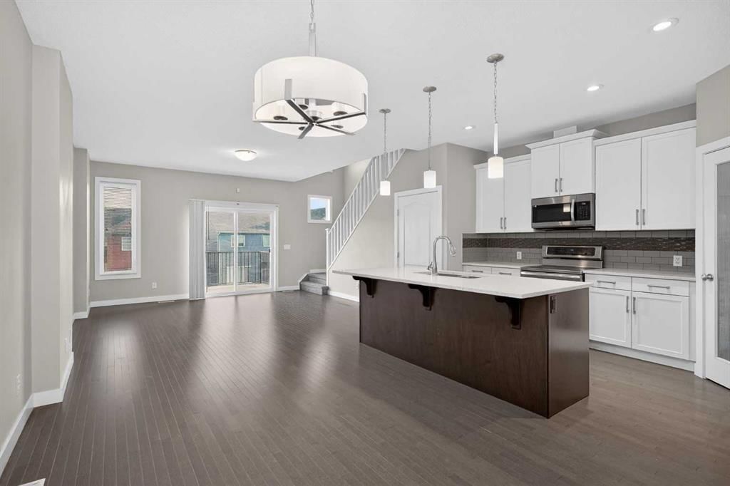 130 Evanscrest Terrace NW, Calgary — photo 5 of 28