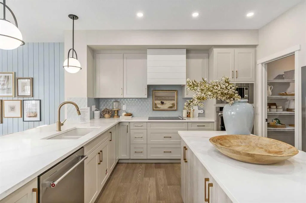 80 Magnolia Green SE, Calgary — main listing photo