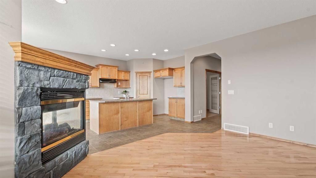 99 Tuscany Ridge Terrace NW, Calgary — photo 4 of 32