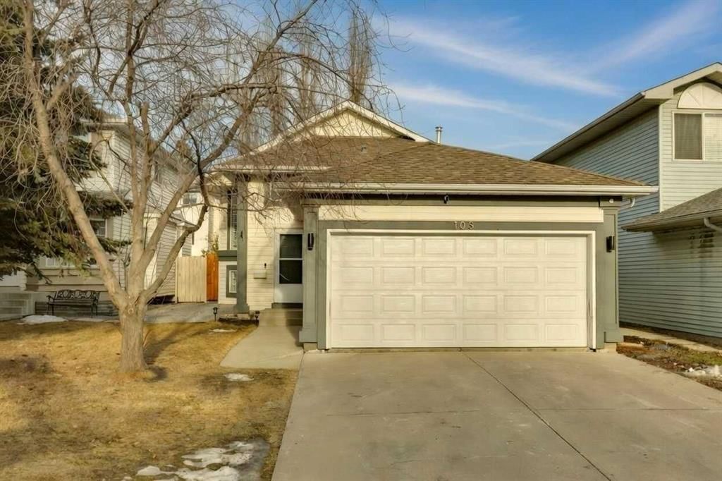 103 Hawkmount Green NW, Calgary — main listing photo