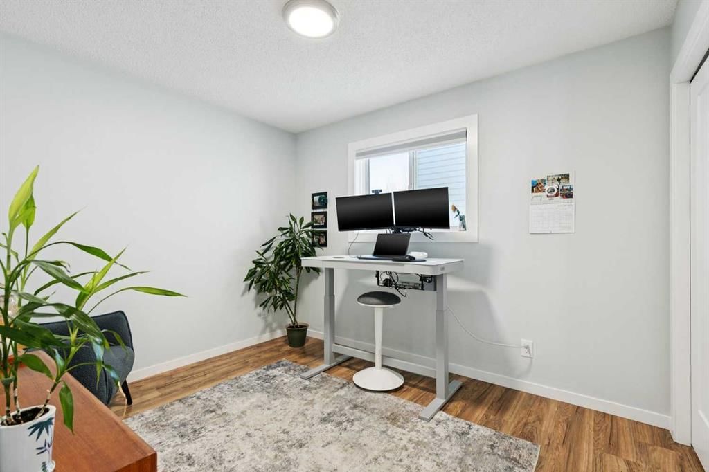 103 Hawkmount Green NW, Calgary — photo 2 of 34