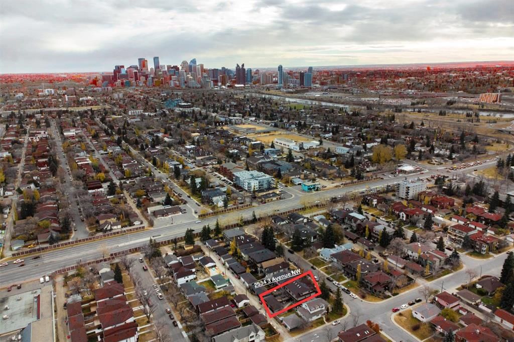 2534 3 Avenue NW, Calgary — photo 4 of 50