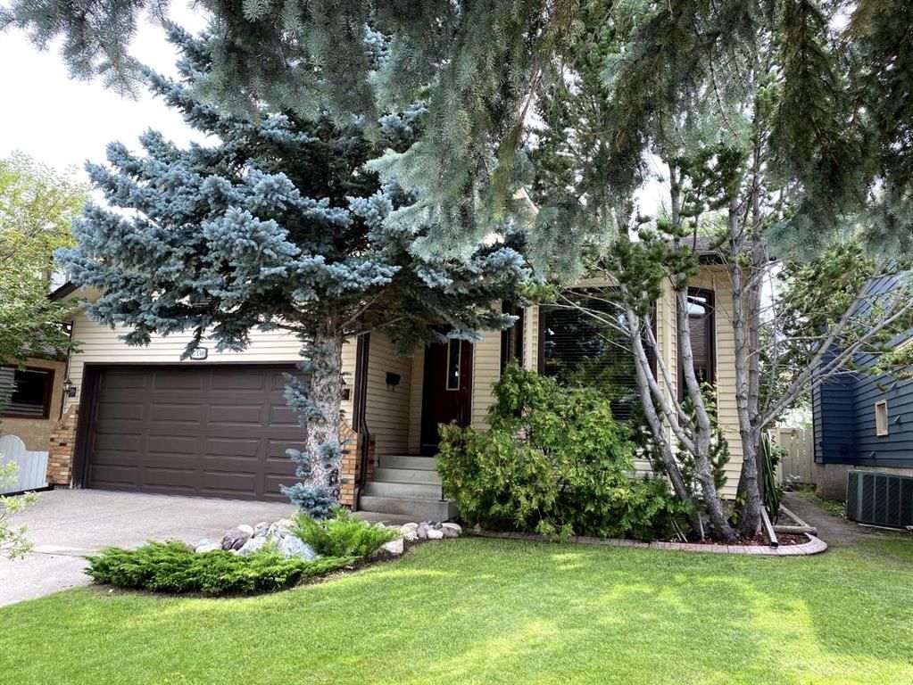 17140 Sundown Road SE, Calgary — photo 2 of 40