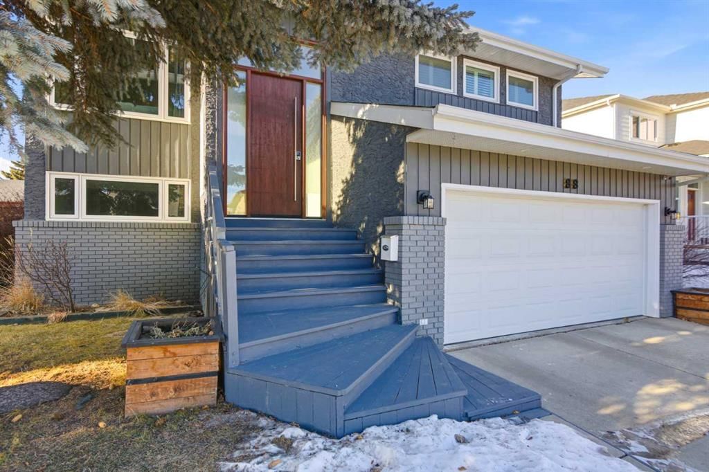 88 Woodfield Crescent SW, Calgary — photo 3 of 48