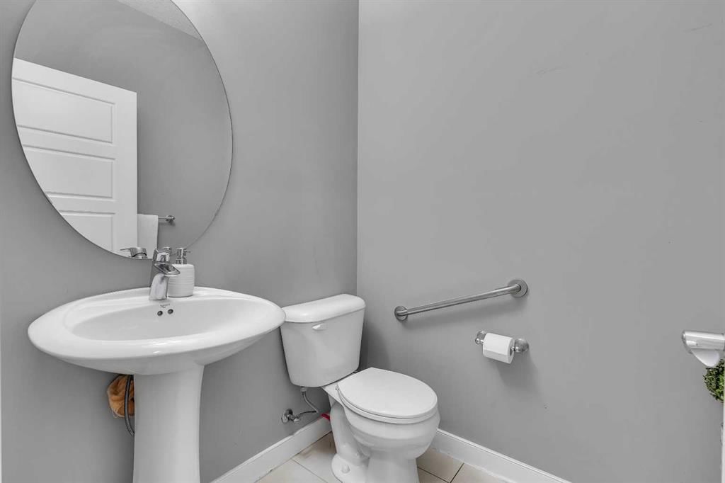 225 Cornerstone Manor NE, Calgary — photo 5 of 32