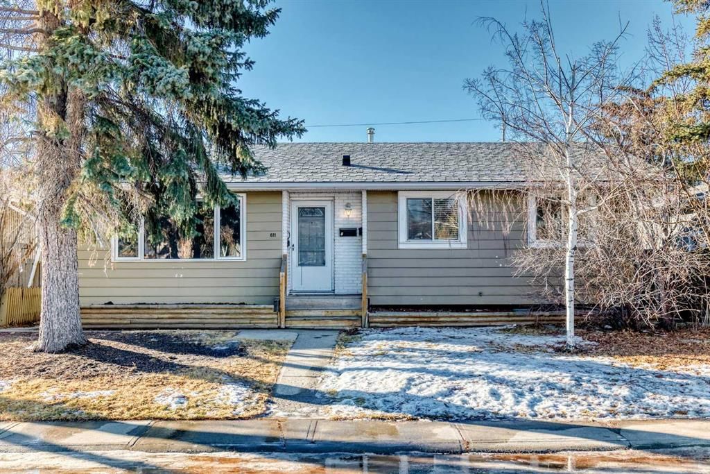 611 Meota Road NE, Calgary — main listing photo