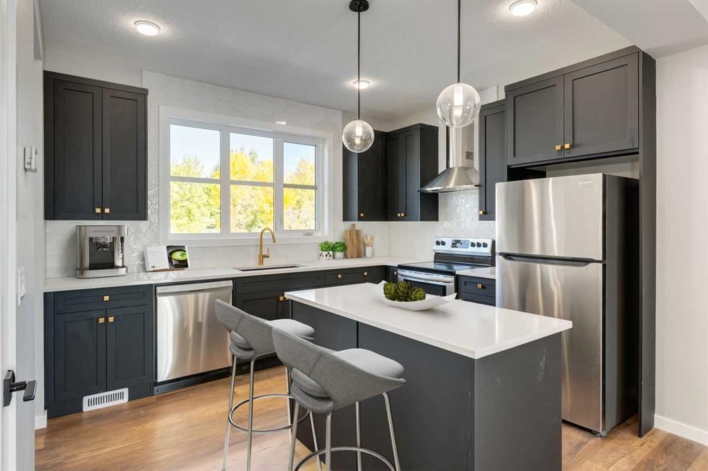 46 Osprey Hill Bay SW, Calgary — photo 2 of 11