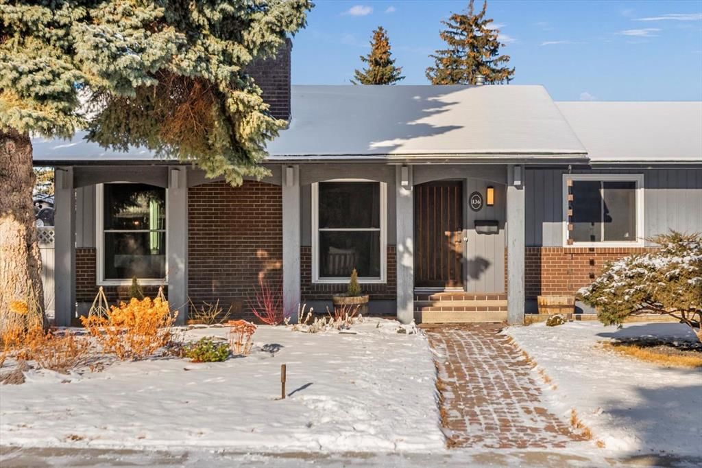 136 Parkglen Crescent SE, Calgary — photo 3 of 45