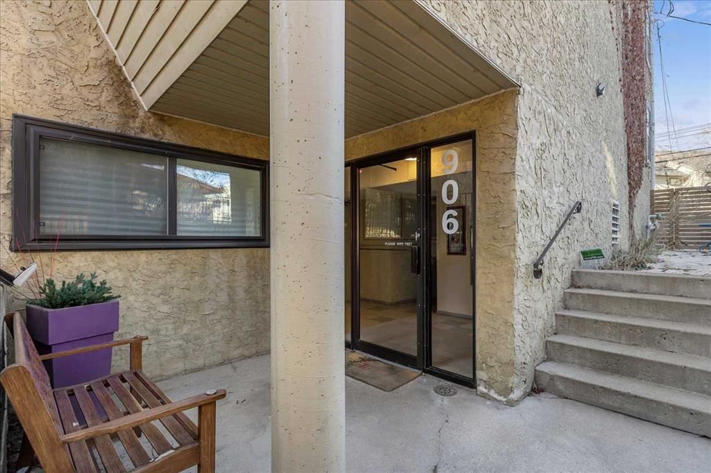 12, 906 4 Avenue NW, Calgary — photo 2 of 37