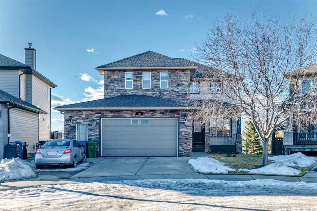 114 Royal Birkdale Crescent NW, Calgary — main listing photo