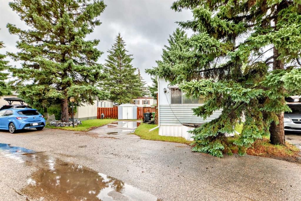 270, 3223 83 Street NW, Calgary — photo 3 of 48