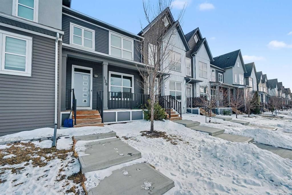 120 Carringvue Way NW, Calgary — photo 3 of 45