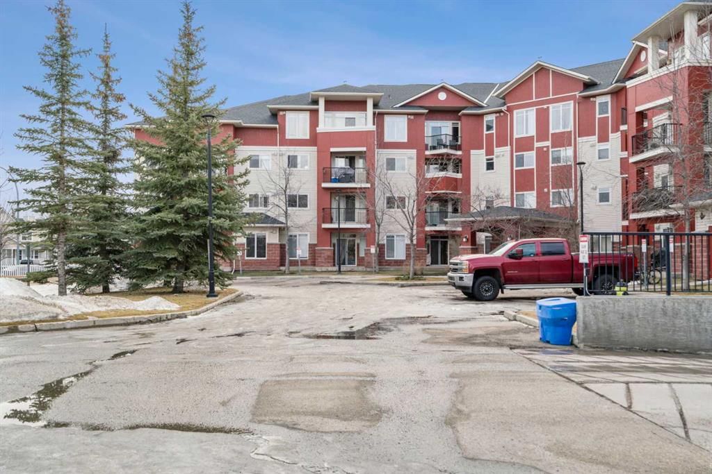 111, 162 Country Village Circle NE, Calgary — main listing photo