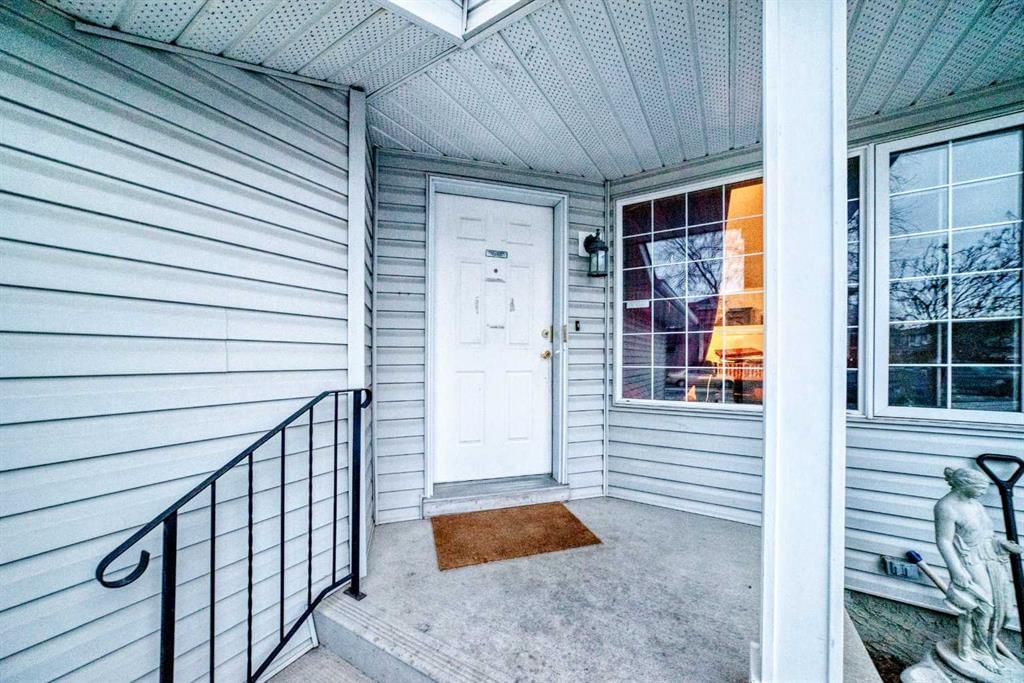173 citadel hills Circle NW, Calgary — photo 2 of 37