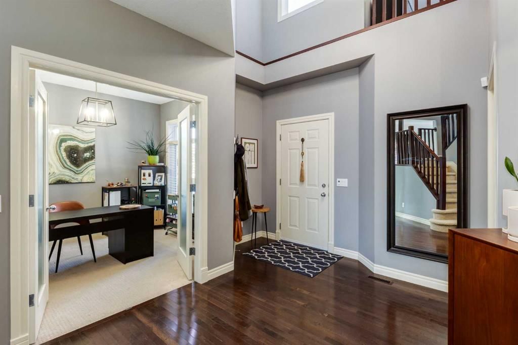 27 Tuscany Estates Drive NW, Calgary — photo 3 of 50