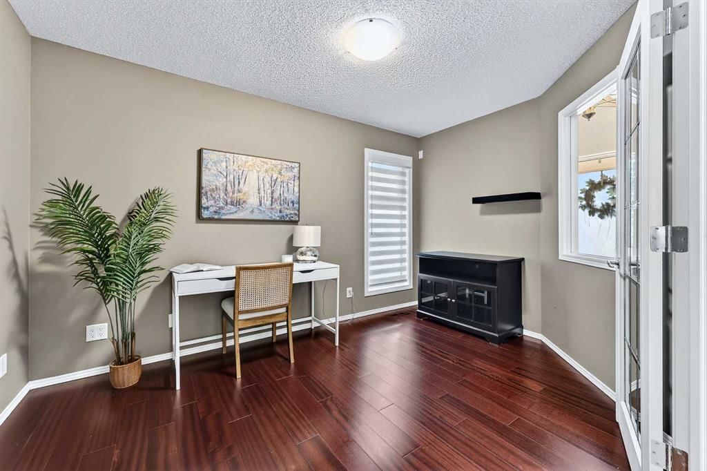 92 Panamount Green NW, Calgary — photo 5 of 50