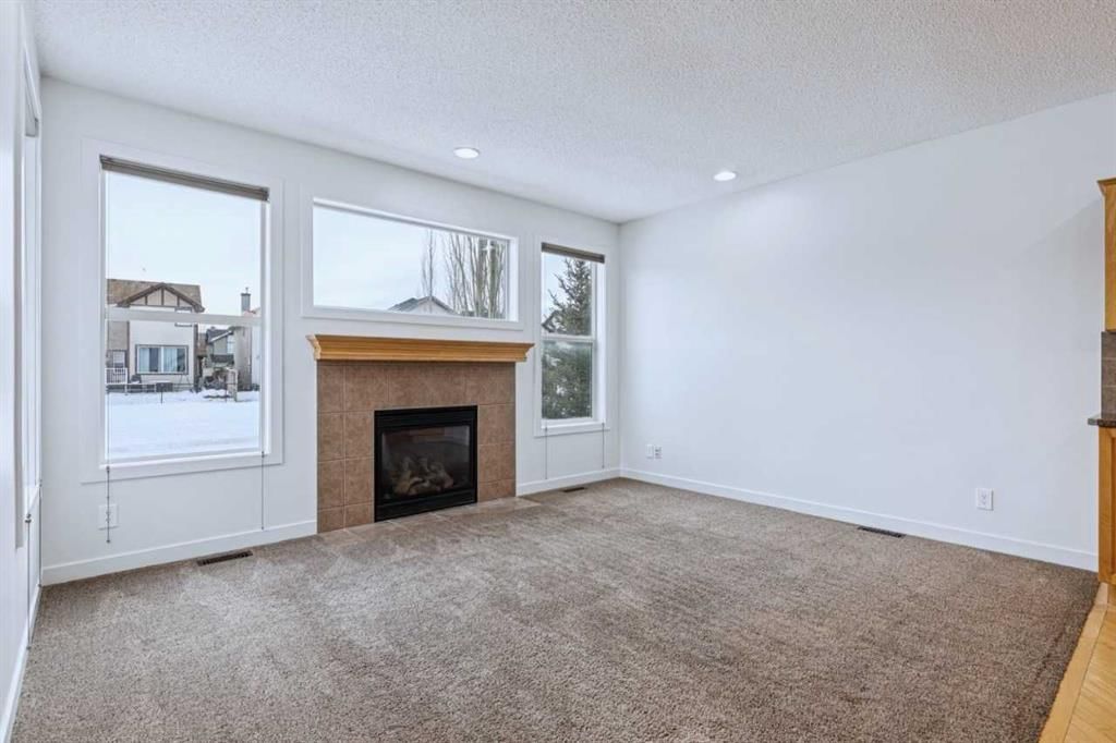 174 Brightonstone Landing SE, Calgary — photo 5 of 50