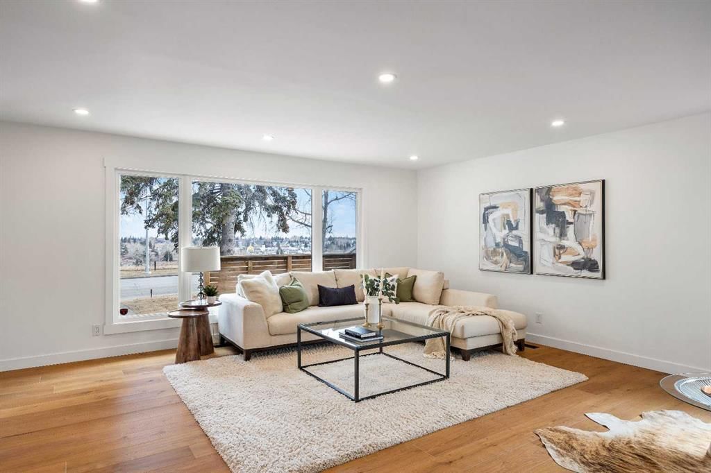 1040 Lake Ontario Drive SE, Calgary — photo 4 of 49