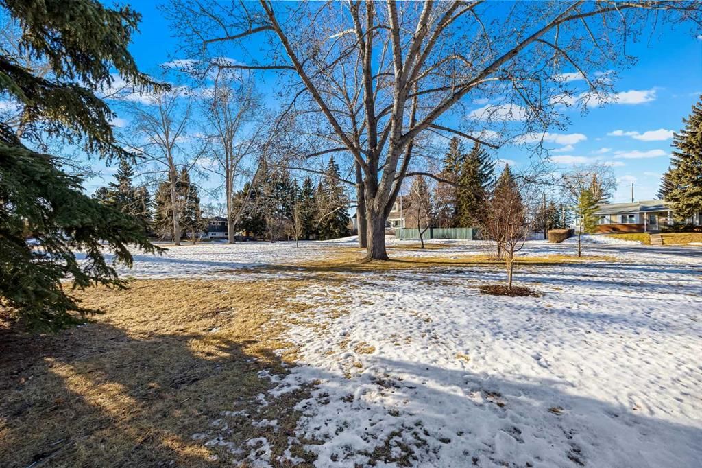 5116 Valiant Place NW, Calgary — photo 3 of 32