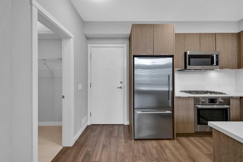 425, 823 5 Avenue NW, Calgary — photo 5 of 43