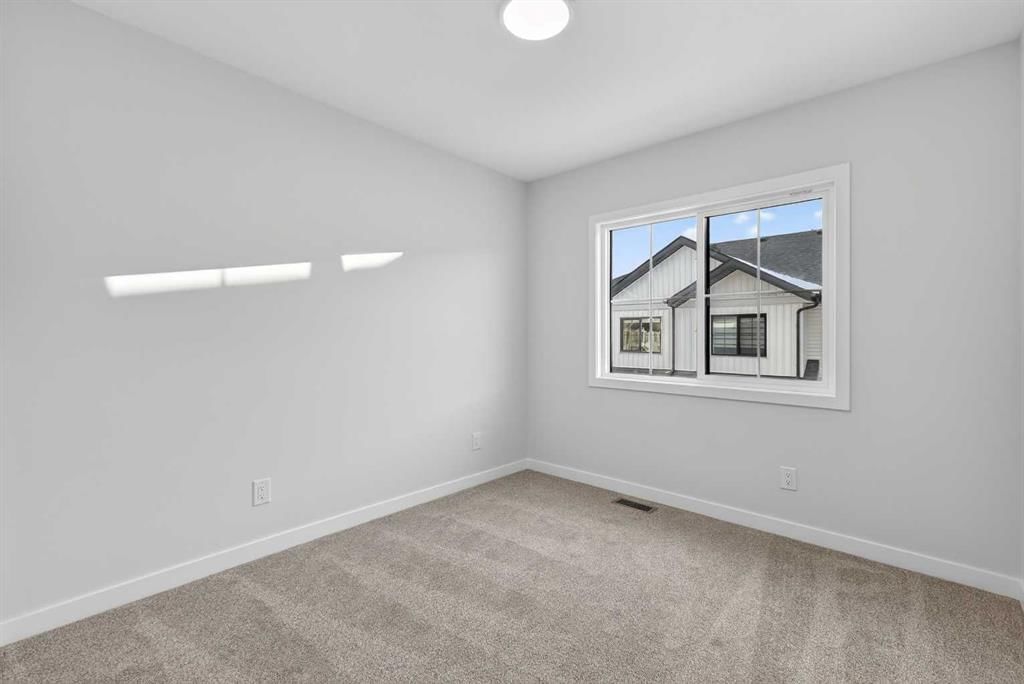 416, 1750 Rangeview Drive SE, Calgary — photo 5 of 35