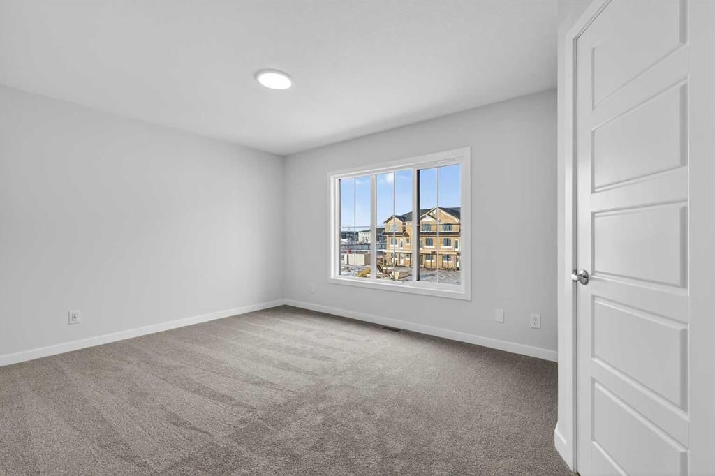 404, 1750 Rangeview Drive SE, Calgary — photo 4 of 42