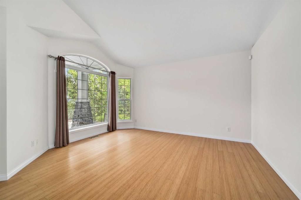 292 Arbour Crest Drive NW, Calgary — photo 3 of 8