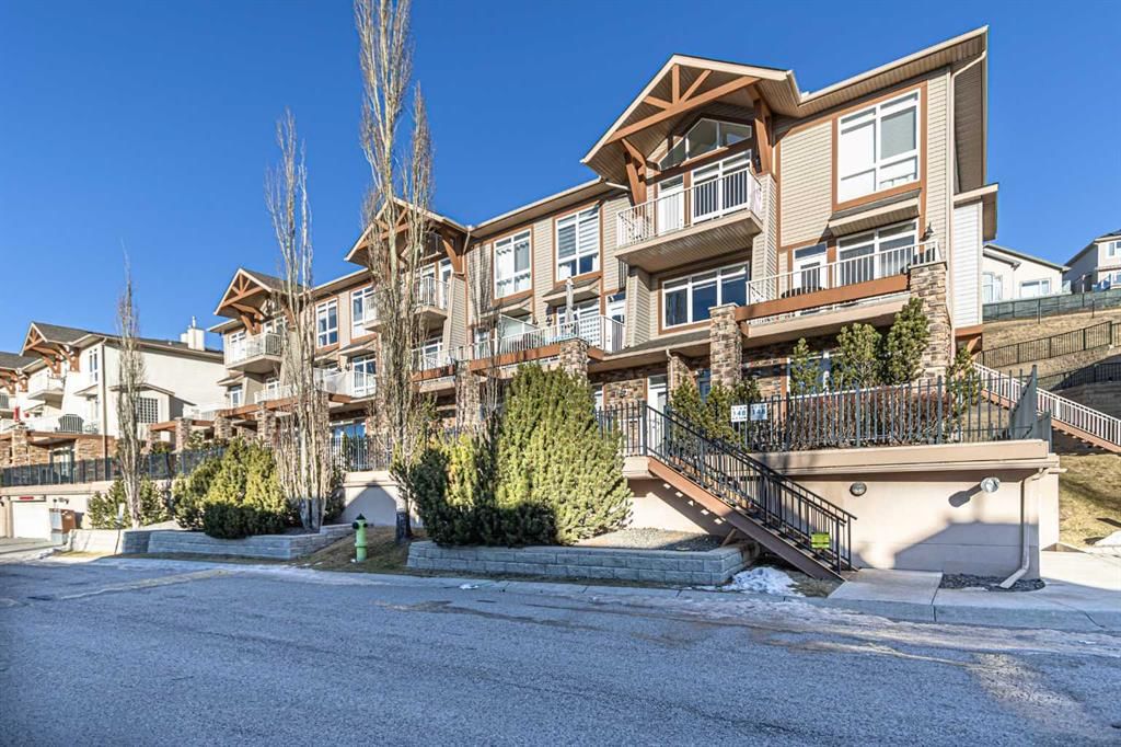3, 148 Rockyledge View NW, Calgary — main listing photo